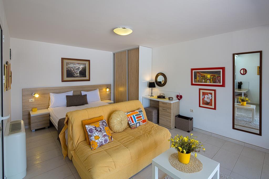 Aruba Apartments Тиват Экстерьер фото
