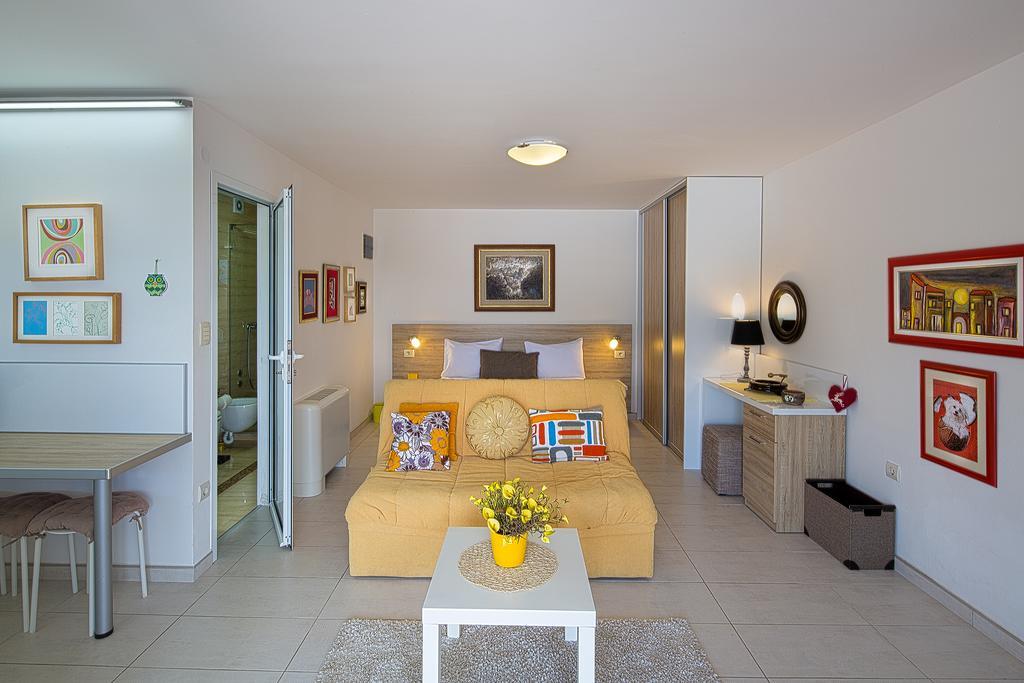 Aruba Apartments Тиват Экстерьер фото