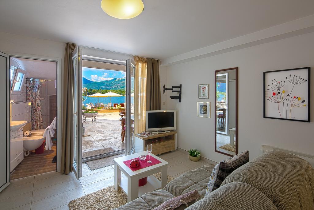 Aruba Apartments Тиват Экстерьер фото